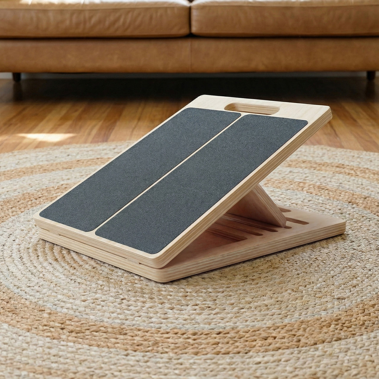 Verstellbares Balancebrett aus Holz