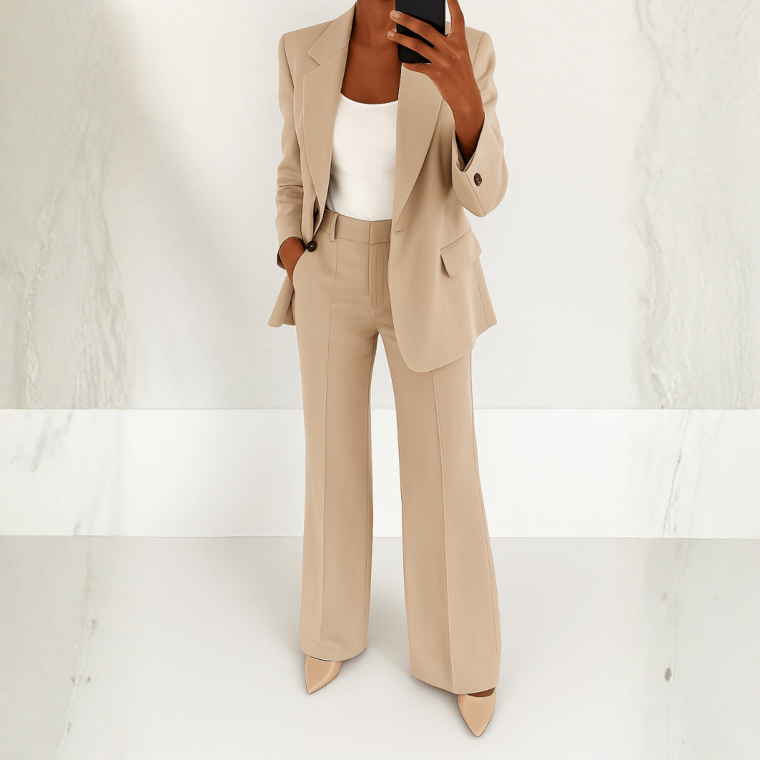 Costume femme deux pièces élégant