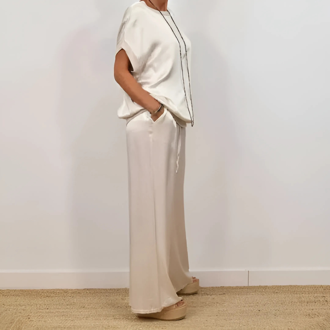 Ensemble satin femme élégant