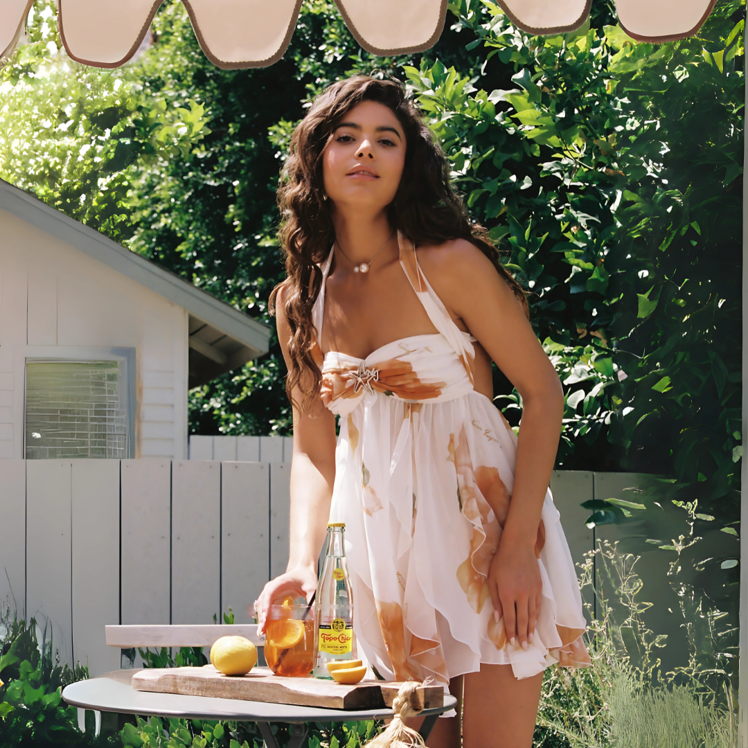 Robe courte en mousseline à motif fleuri