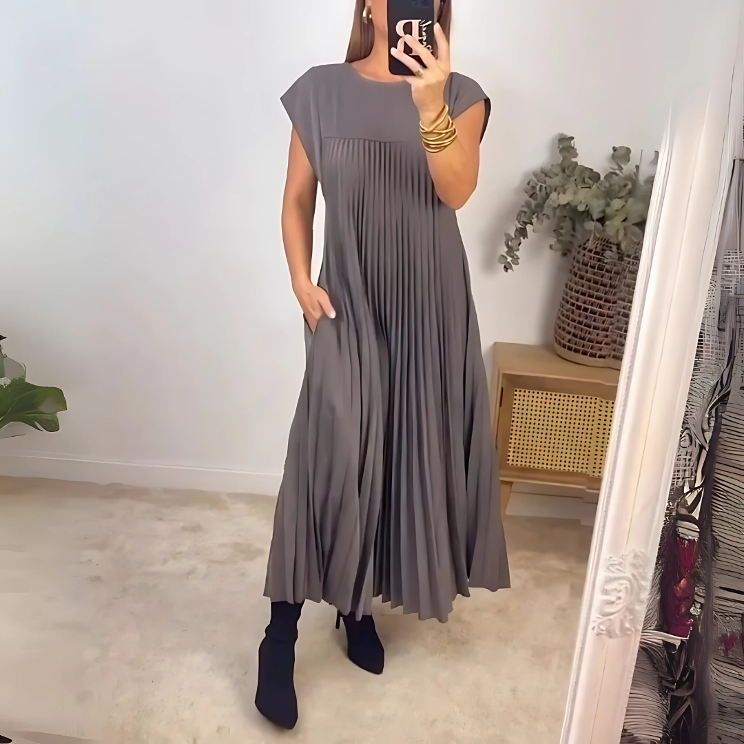 Feminines Faltenkleid mit Gürtel – Elegant & bequem