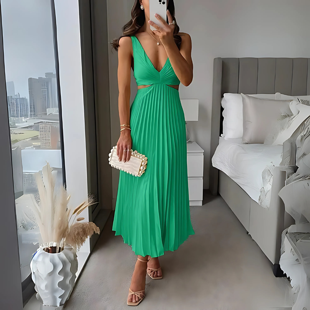 Robe plissée midi avec découpes à la taille