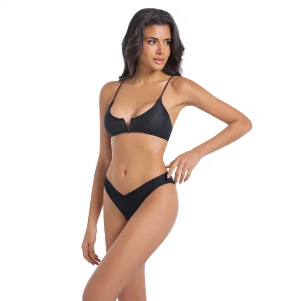 Bikini de bronzage deux pièces sans marques