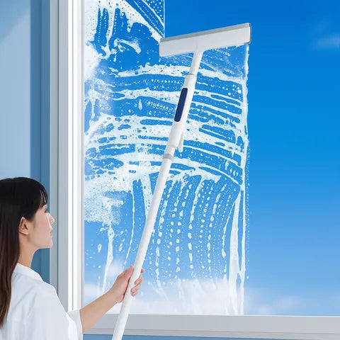 Fensterreiniger mit Sprüh