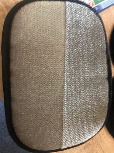 Fellmagnet – Der ultimative Pflegehandschuh für Hunde und Katzen