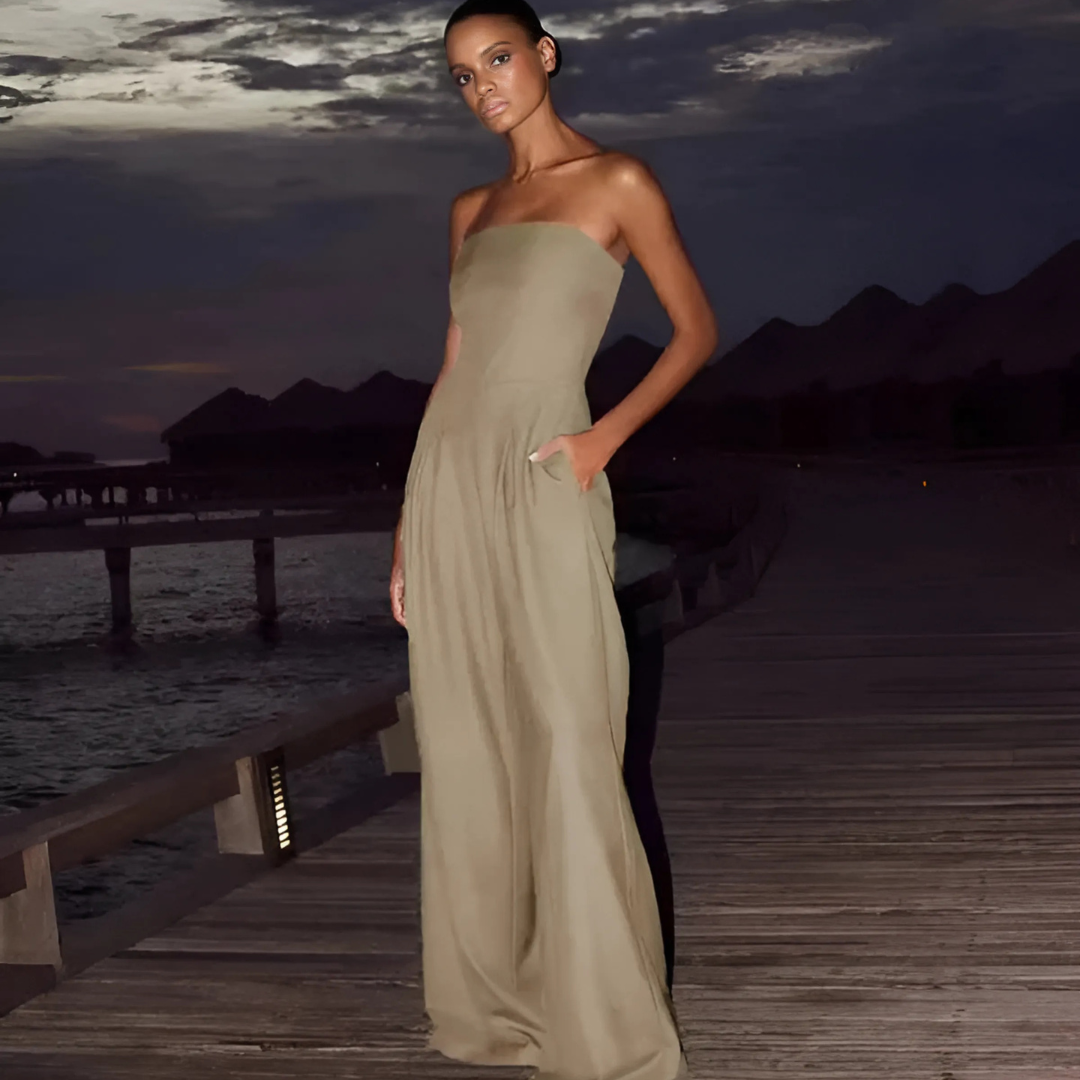 Fließende, trägerlose Kombination für eine elegante Silhouette