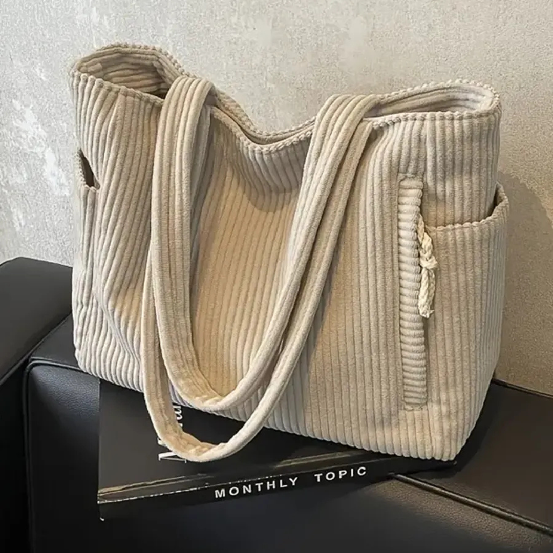 Gerippte Tragetasche mit Kordelgriff