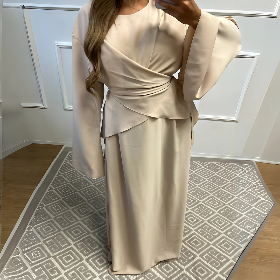 Fließende Abaya mit Schmetterlingsärmeln