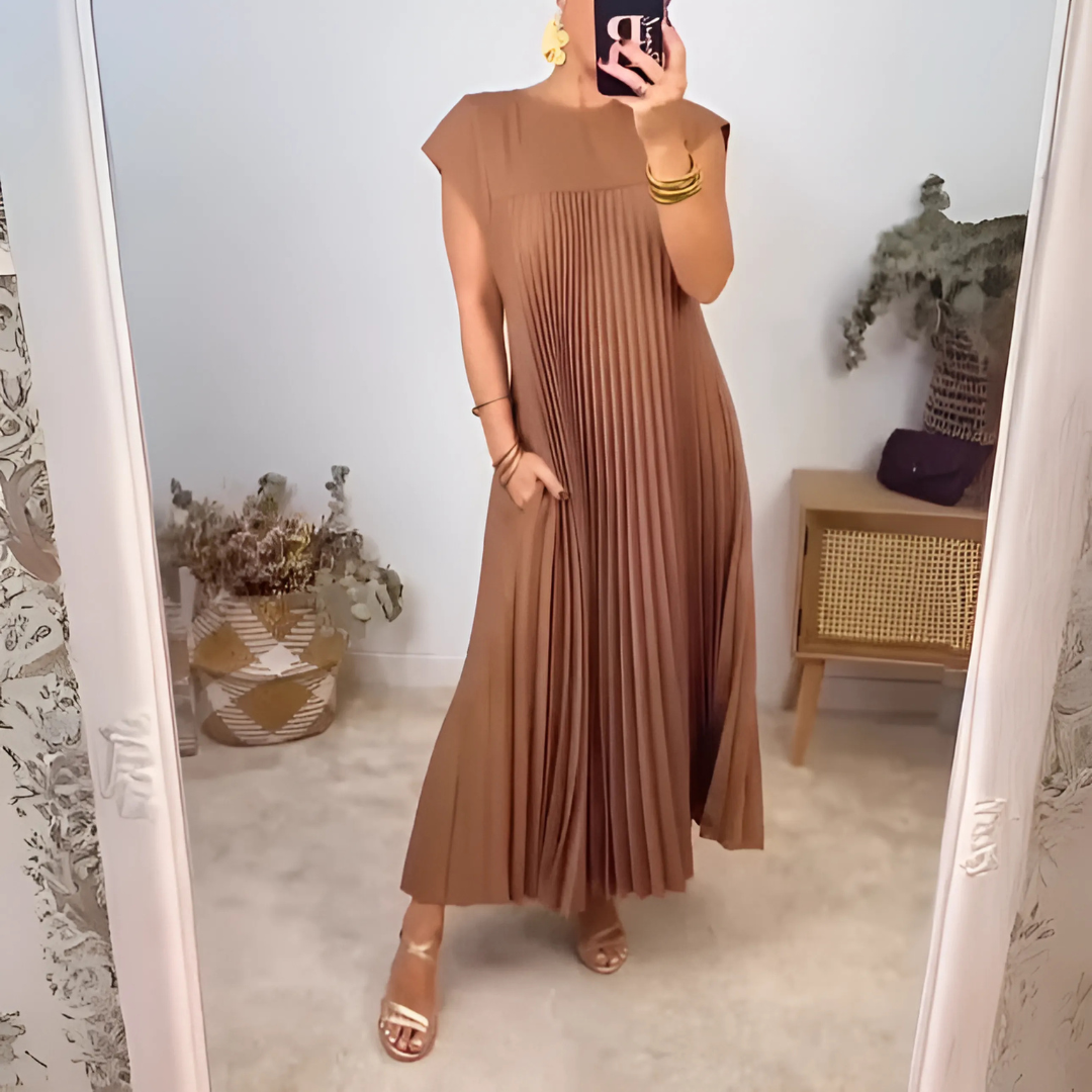 Feminines Faltenkleid mit Gürtel - Elegant & bequem