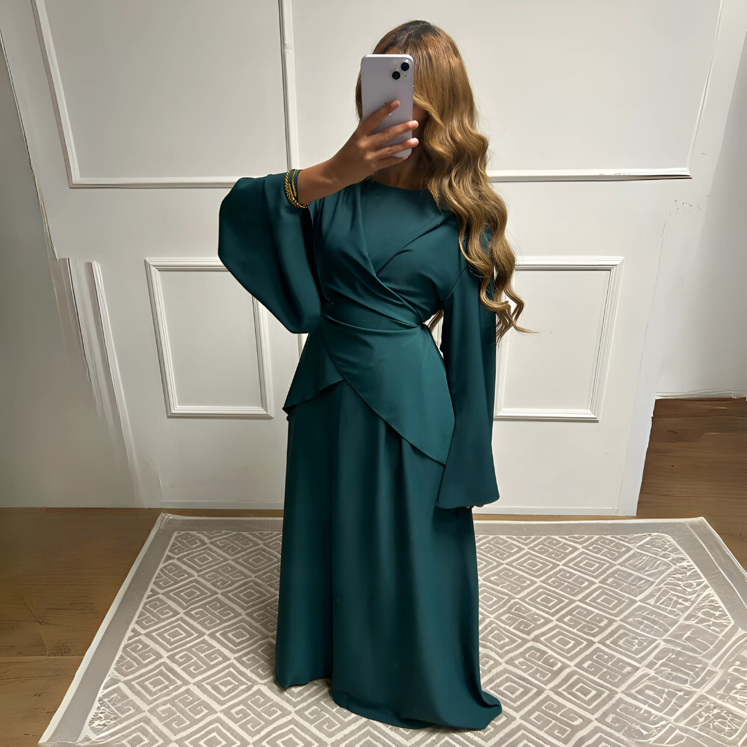 Fließende Abaya mit Schmetterlingsärmeln
