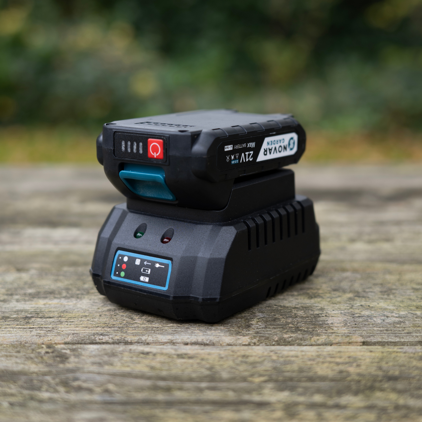 NovarGarden® Müheloses Schneiden Pack NG2 - Inkl. Koffer & 4 Batterien