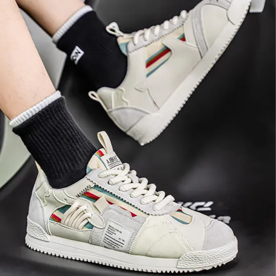 Ultrabequeme Retro-Sneakers