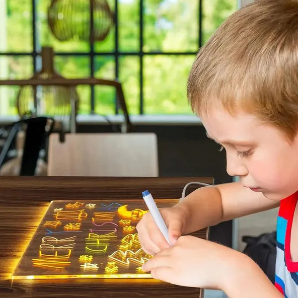 Leuchtende LED-Zeichentafel für Kinder