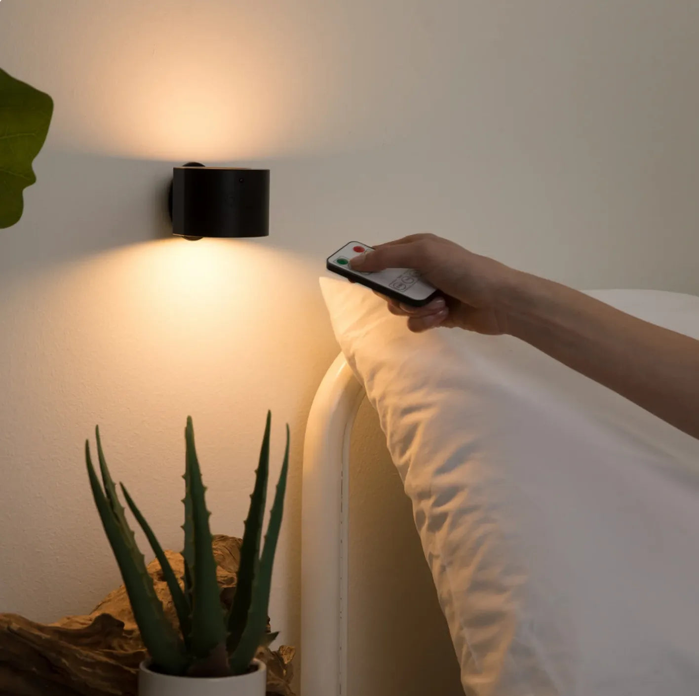 Moderne LED-Wandleuchte