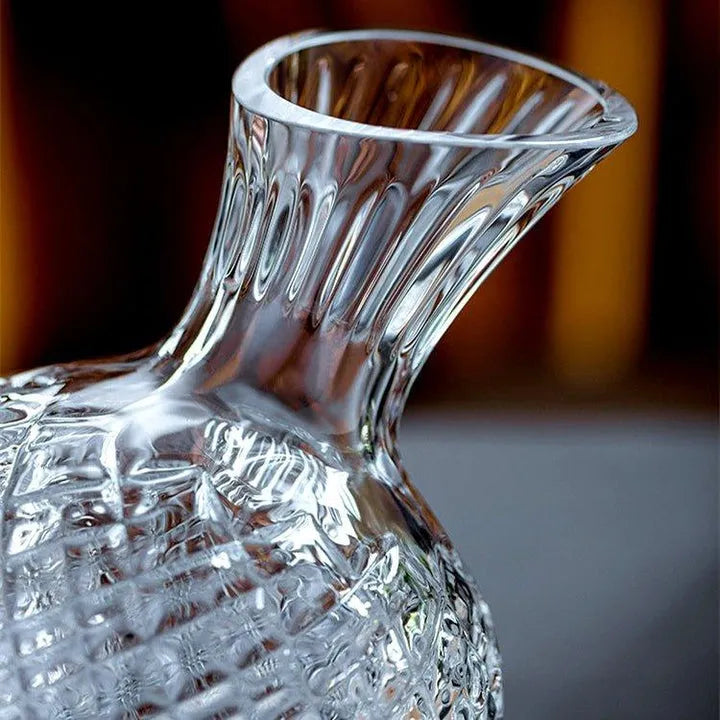 LuxeDecant™ - 360° rotierender Kristall Hand geblasener Weindekanter