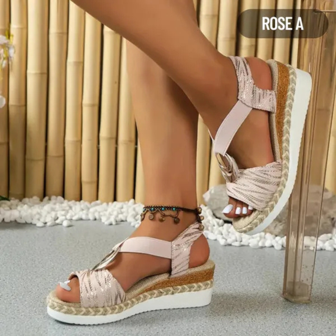 Sandali con zeppa leggeri ed eleganti