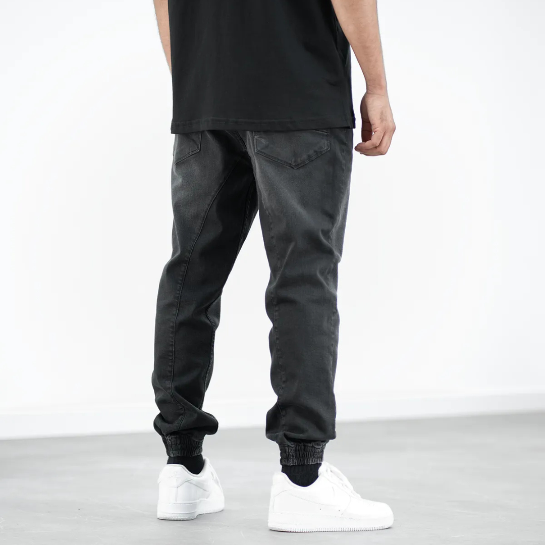 Jeans da jogging elasticizzati neri - Vestibilità slim e comfort urbano