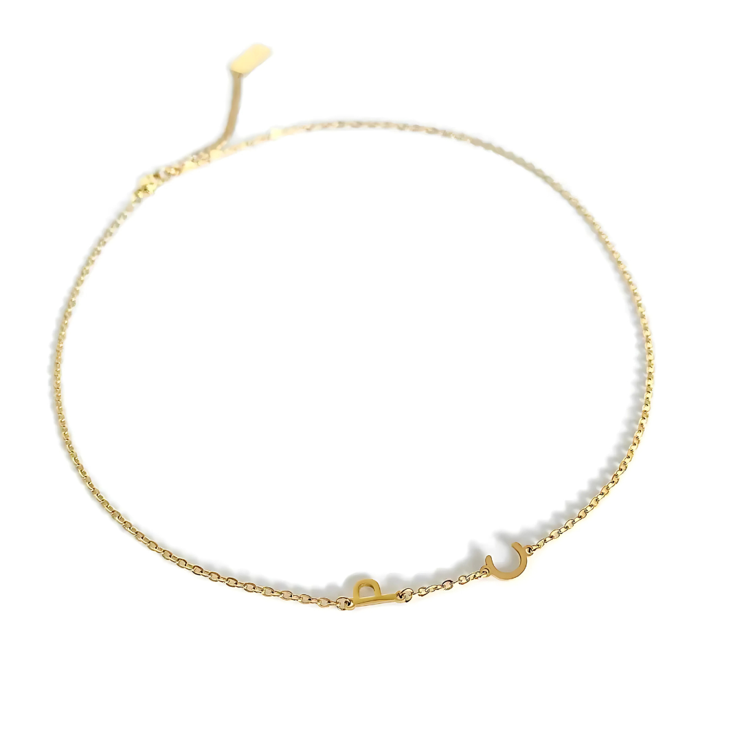 Zarte Initialen-Halskette zum Personalisieren