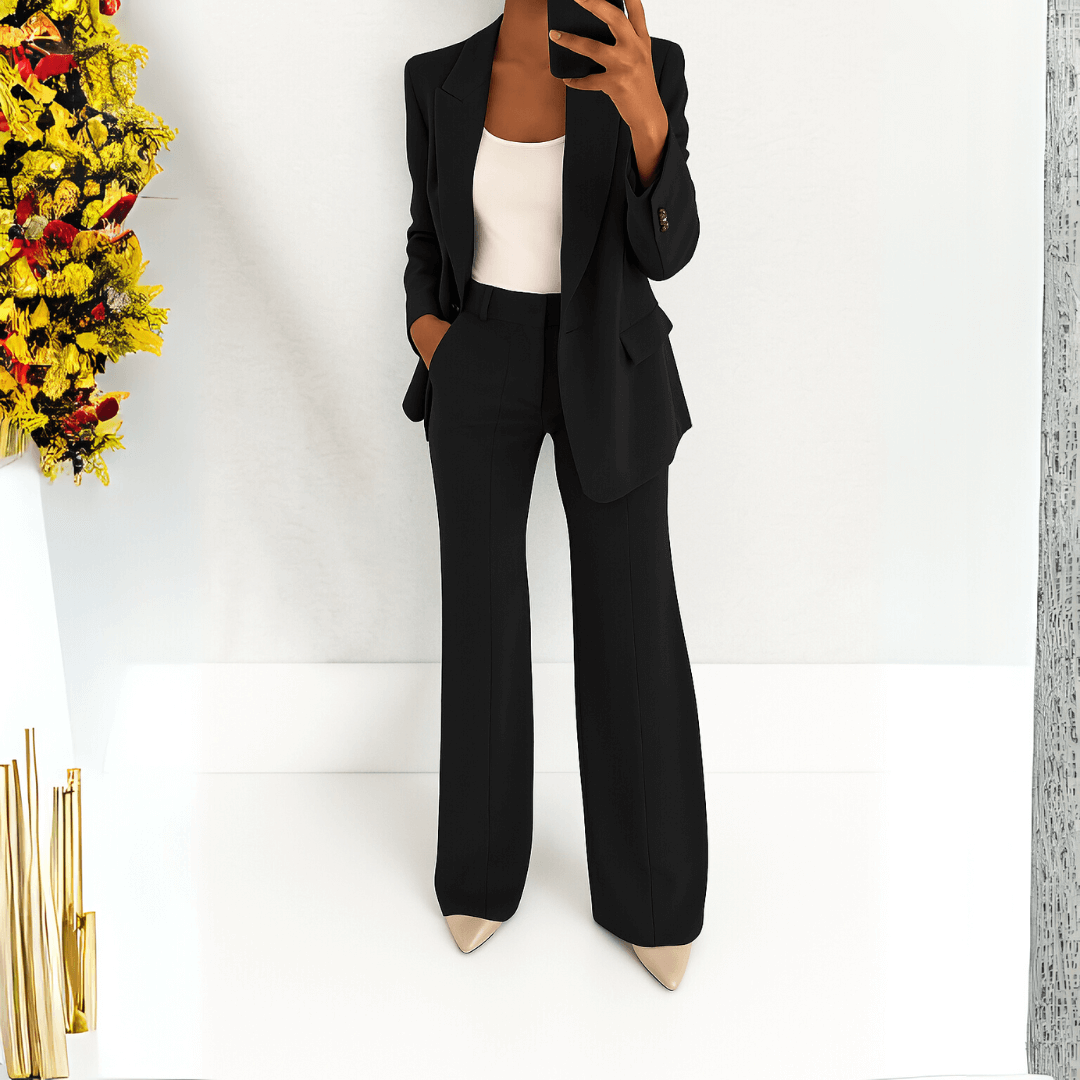 Elegante abito da donna a due pezzi