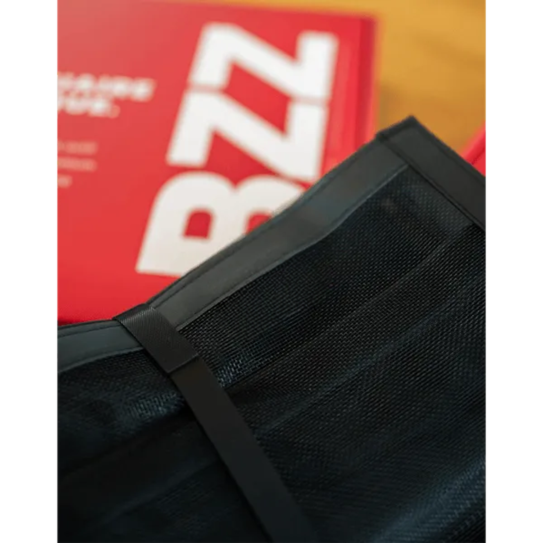 Tenda per porta con schermo magnetico