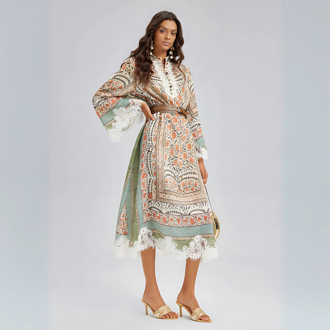 Abito in pizzo con stampa vintage