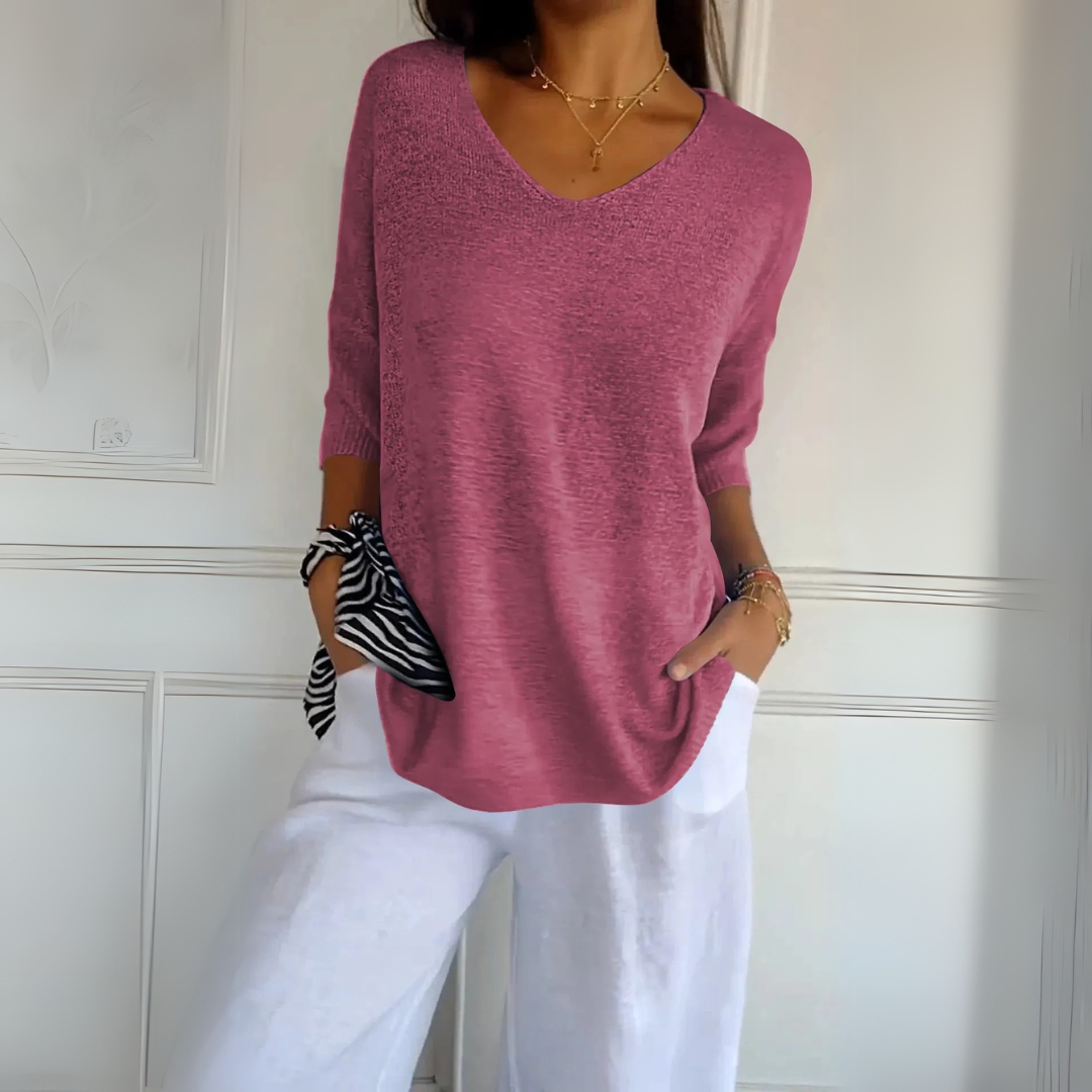 Leggero top con scollo a V in morbida maglia