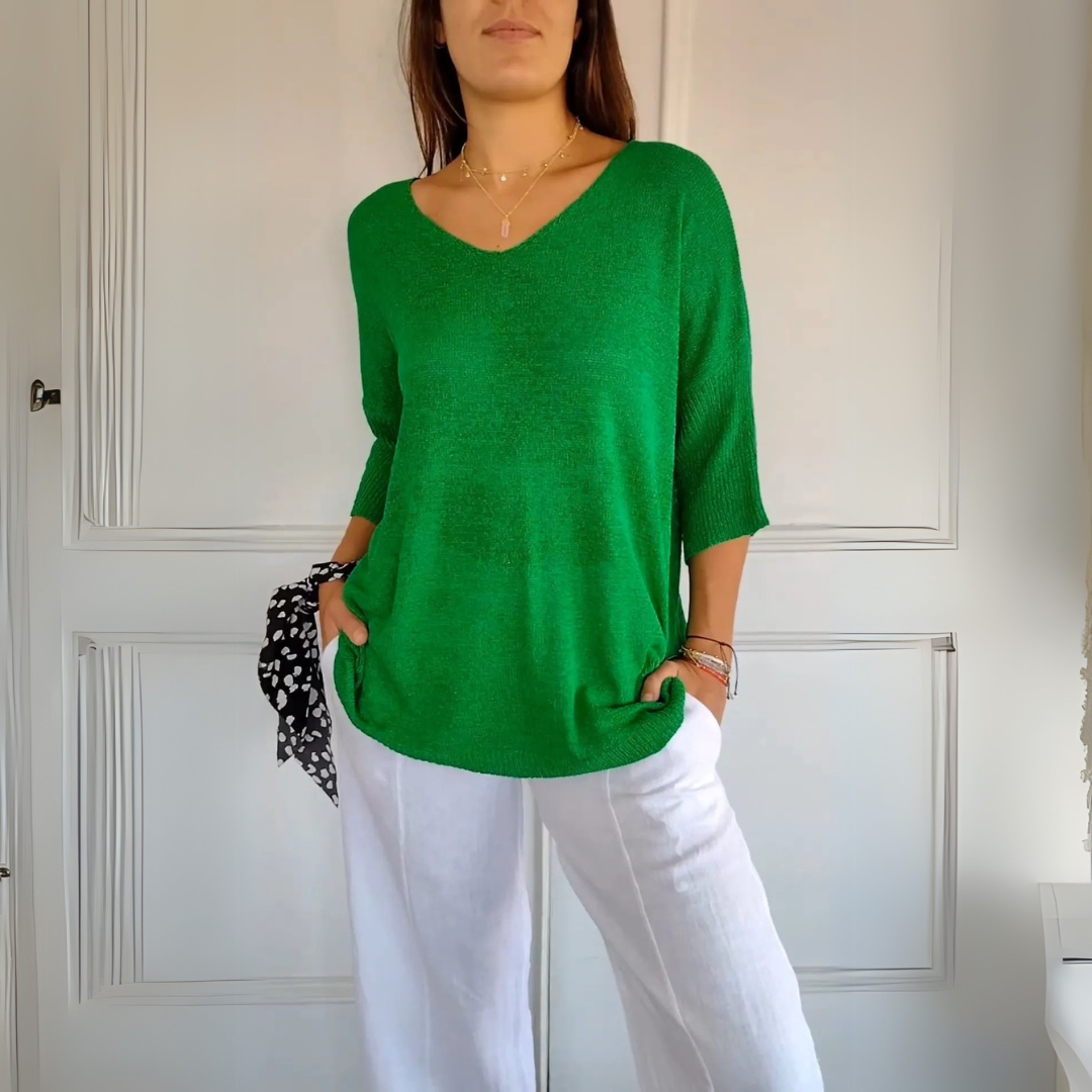 Leggero top con scollo a V in morbida maglia