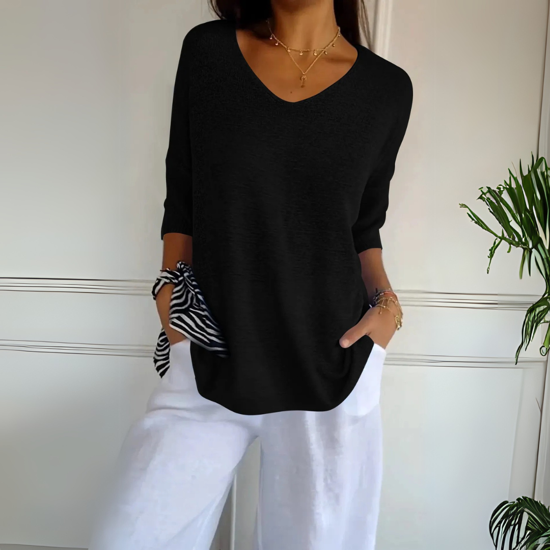 Leggero top con scollo a V in morbida maglia