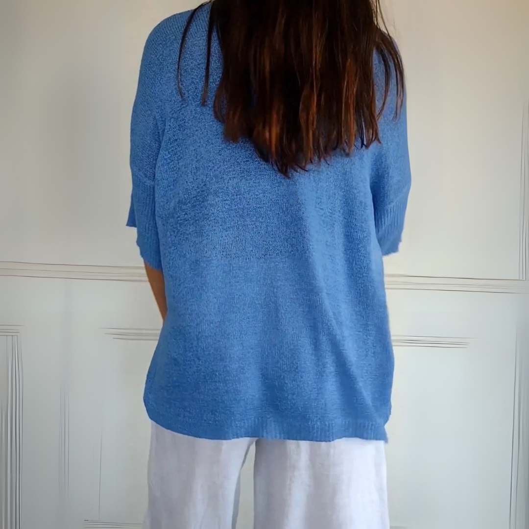 Leggero top con scollo a V in morbida maglia