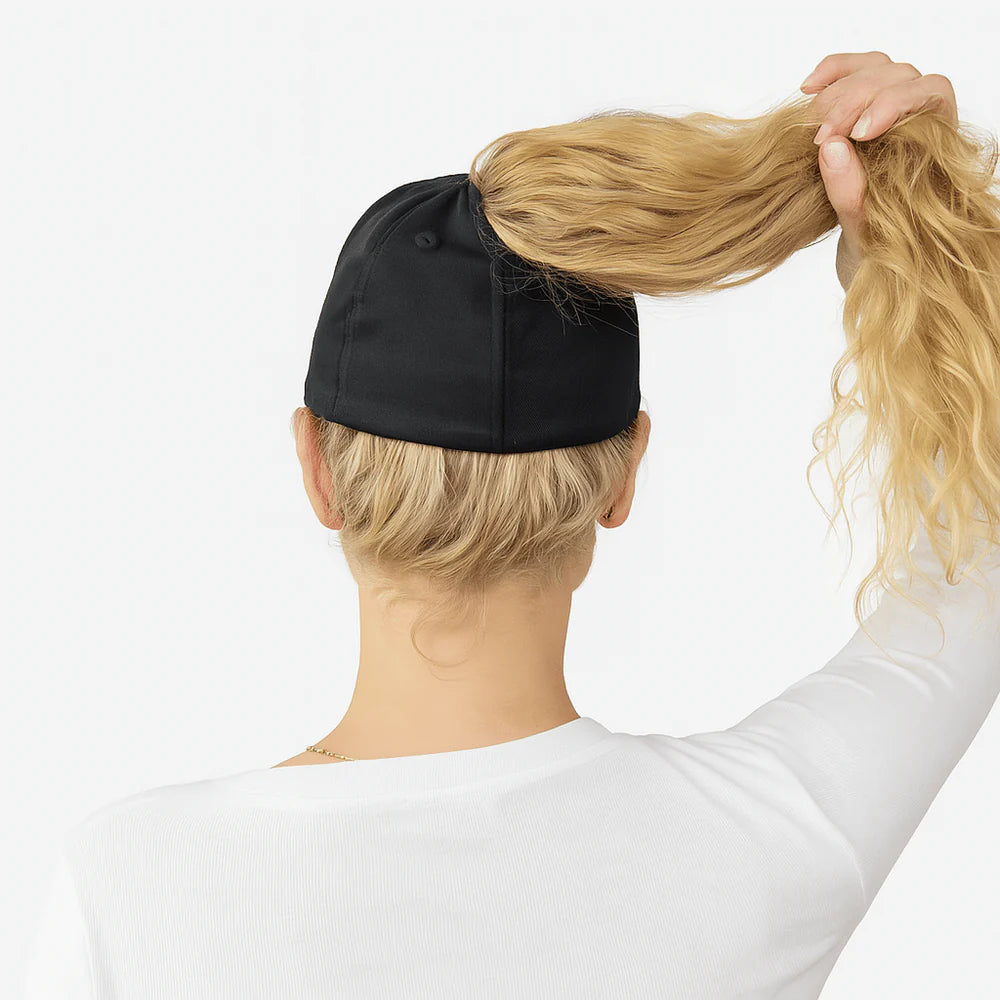 Berretto traforato - Comfort e stile per i capelli legati