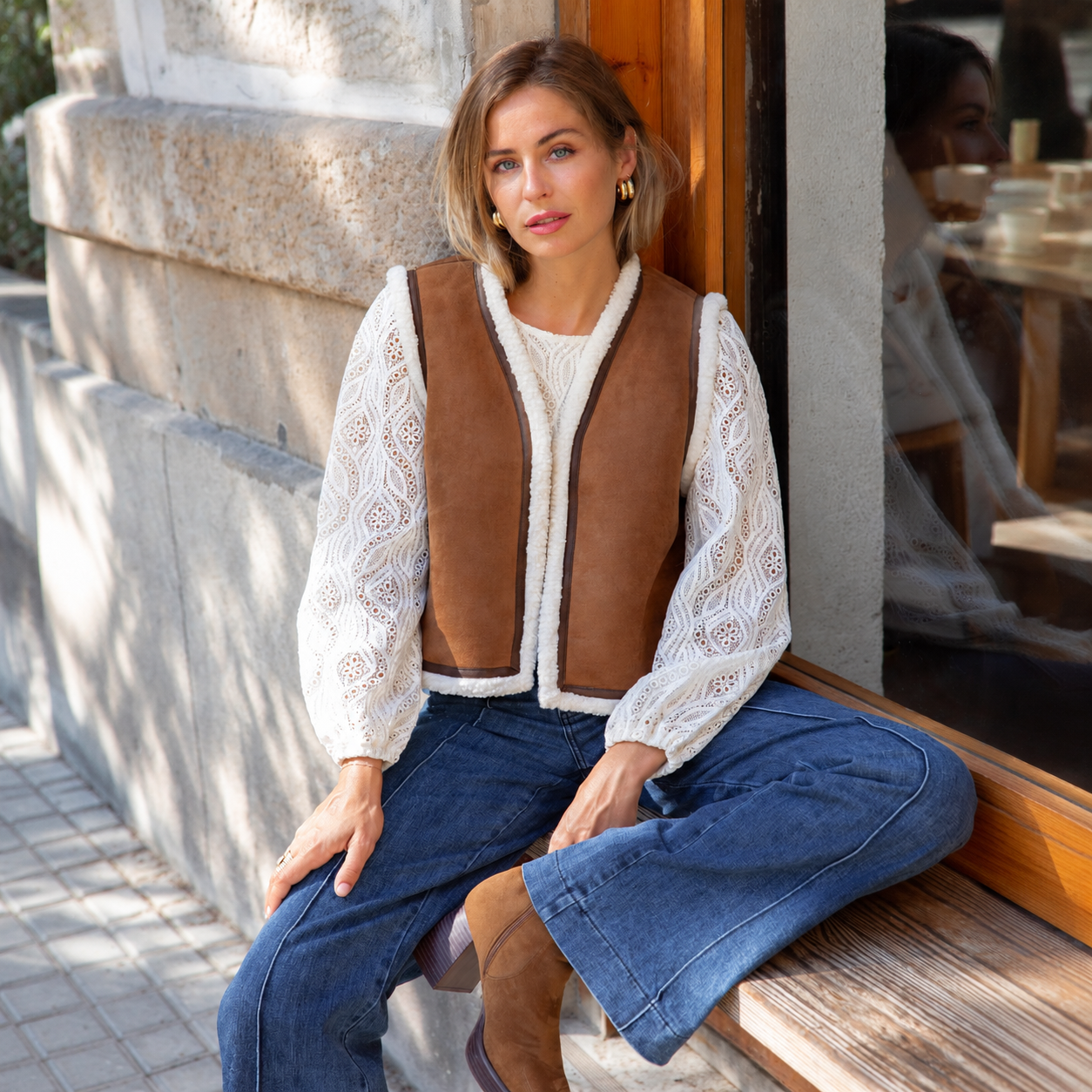 Gilet sans manches femme effet suédine doux et élégant