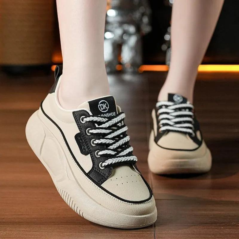 OrthoBella – Urbane Sneakers mit orthopädischem Komfort für Damen