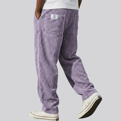 Herrenhose aus Cord