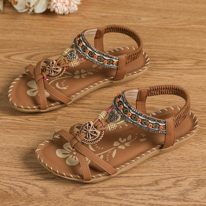 Bequeme Sandalen im Boho-Stil