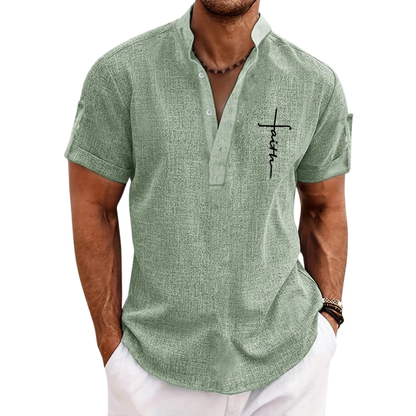 Chemise élégante à manches courtes et col montant
