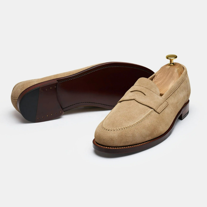 Elegante und bequeme Herren-Mokassins aus braunem Wildleder