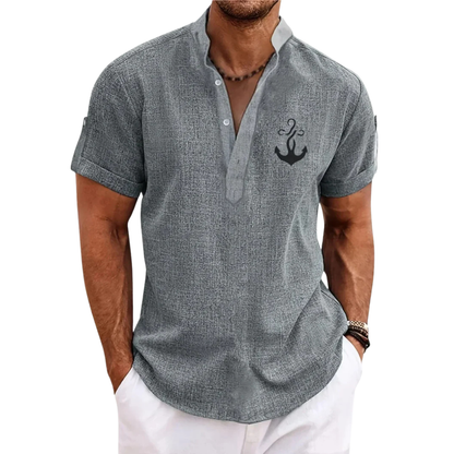 Chemise élégante à manches courtes et col montant