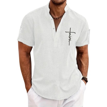 Chemise élégante à manches courtes et col montant