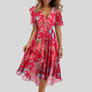 Fließendes Sommerkleid mit Blumenmuster