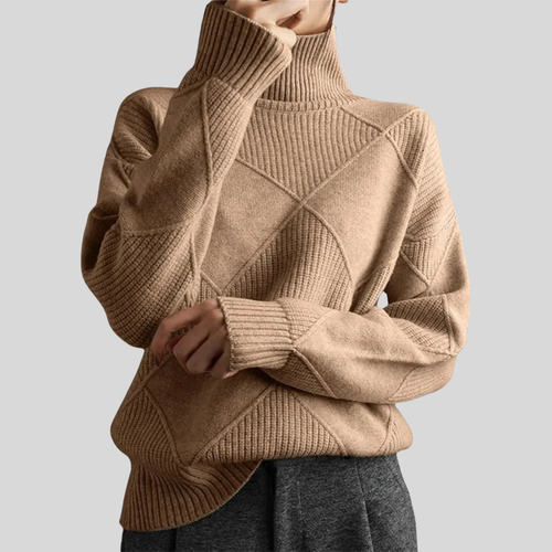 Doux pull à col roulé en maille cachemire