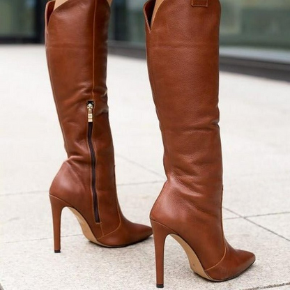 Elegante Stiefel mit schmalem Absatz