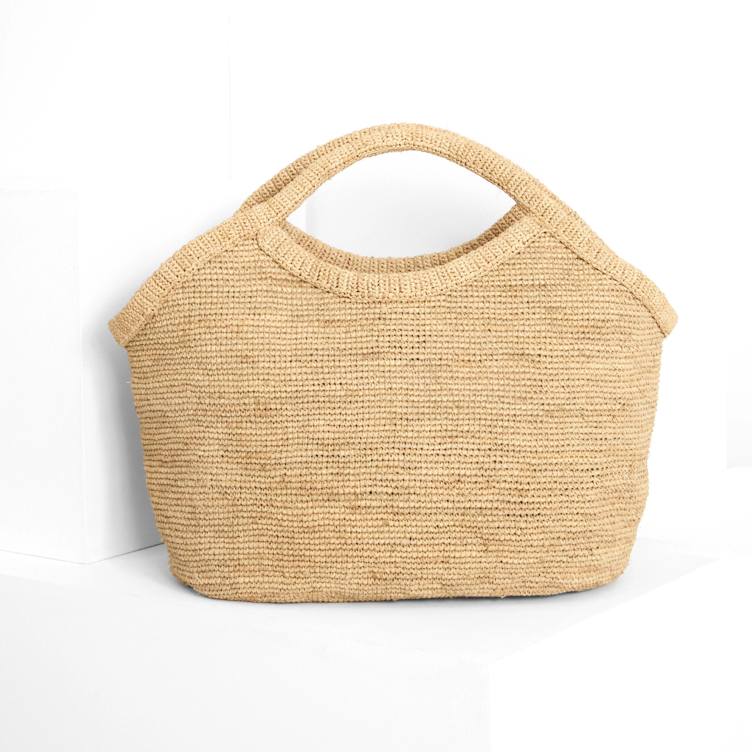 Sac cabas en raphia naturel tressé