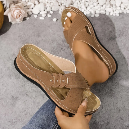 Orthopädische Damen-Sandalen mit Keilabsatz