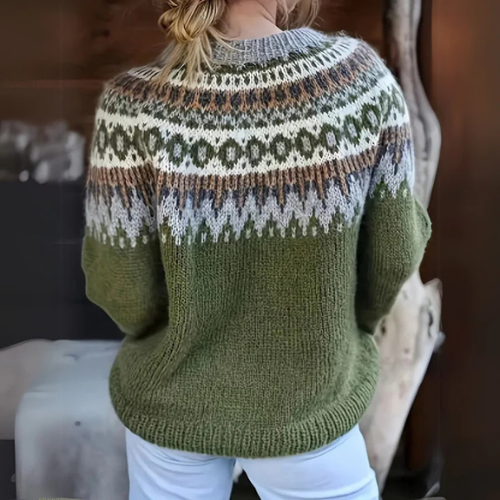 Warmer Pullover mit Wintermotiv