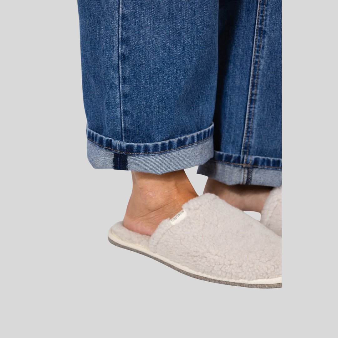 Pantoufles Fluffy en laine gris clair