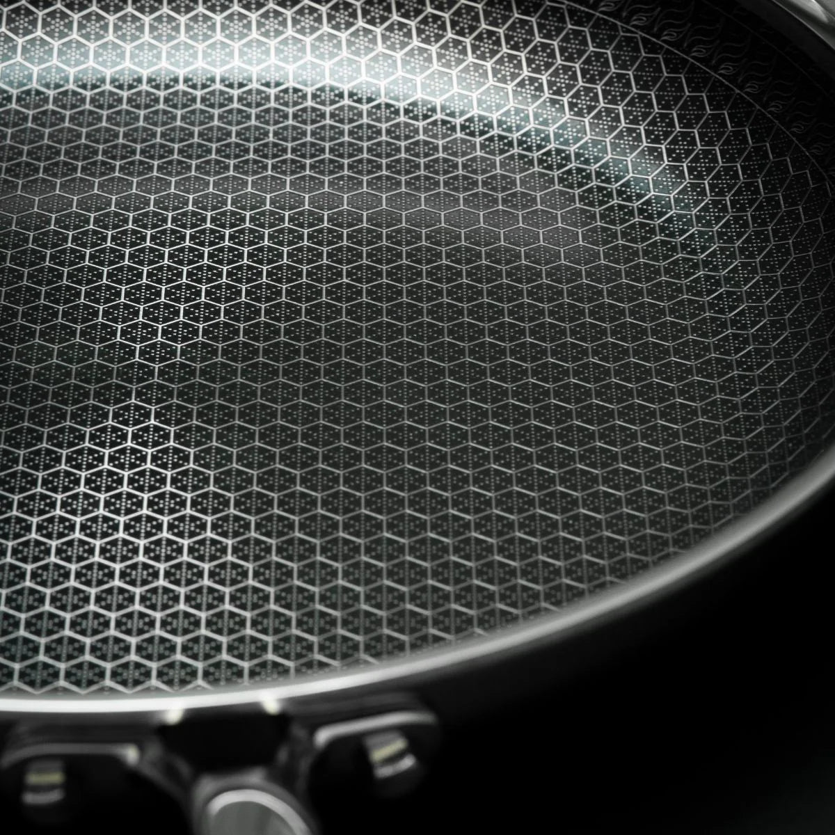 Poêle en acier alvéolé 28 cm sans PFAS