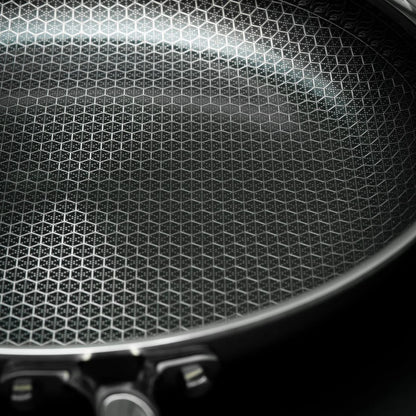 Poêle en acier alvéolé 28 cm sans PFAS