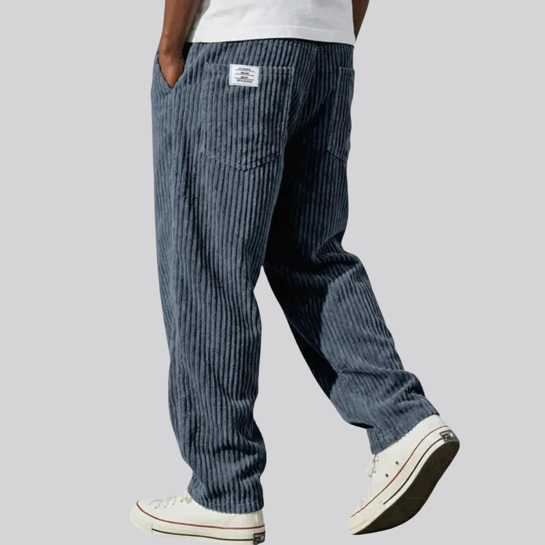 Herrenhose aus Cord