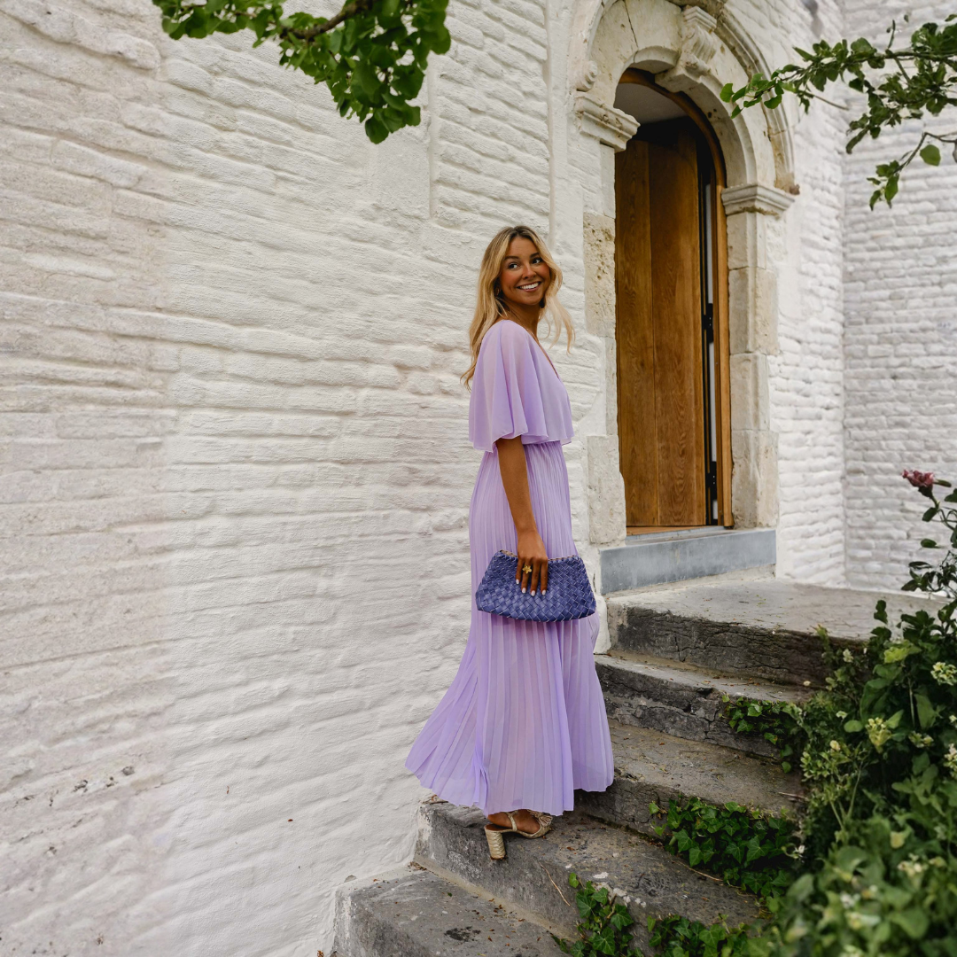 Robe longue fluide mauve élégante