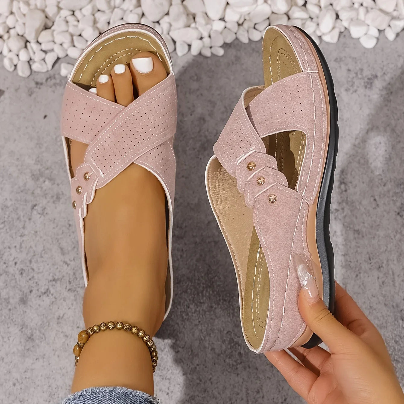 Orthopädische Damen-Sandalen mit Keilabsatz